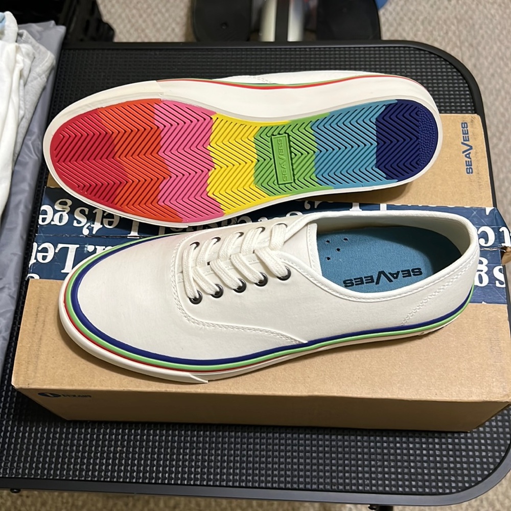 SeaVees Cream Sneakers with Classic Design